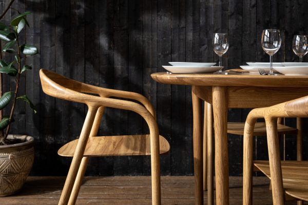 Table AUGUSTA